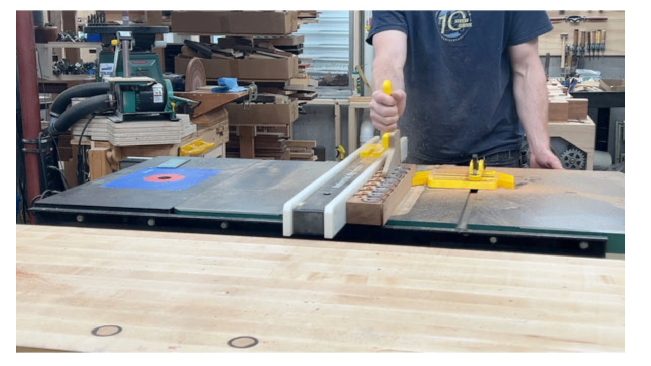 Vorstellung des Magswitch Savr: Revolution in Holzbearbeitungswerkzeugen mit verbesserten Featherboards und Push Blocks