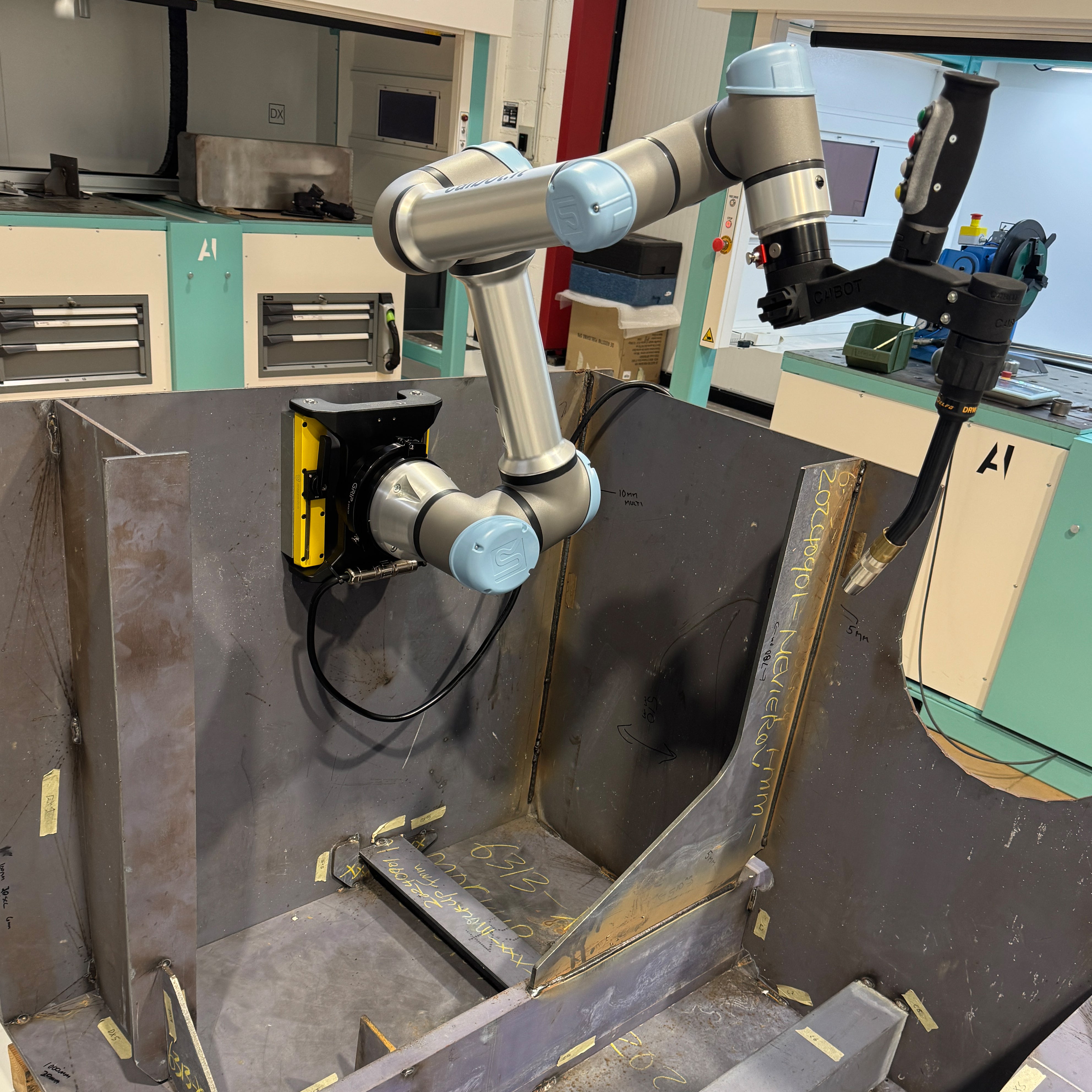 Magswitch MagBase Grundplatte zur Befestigung von Cobots an Wänden